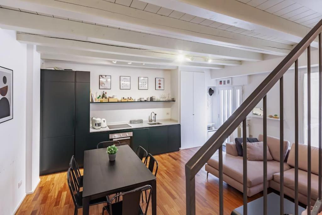 Elegante Loft Su 2 Piani A 5 Minuti Da San Siro Lejlighed Milano Eksteriør billede